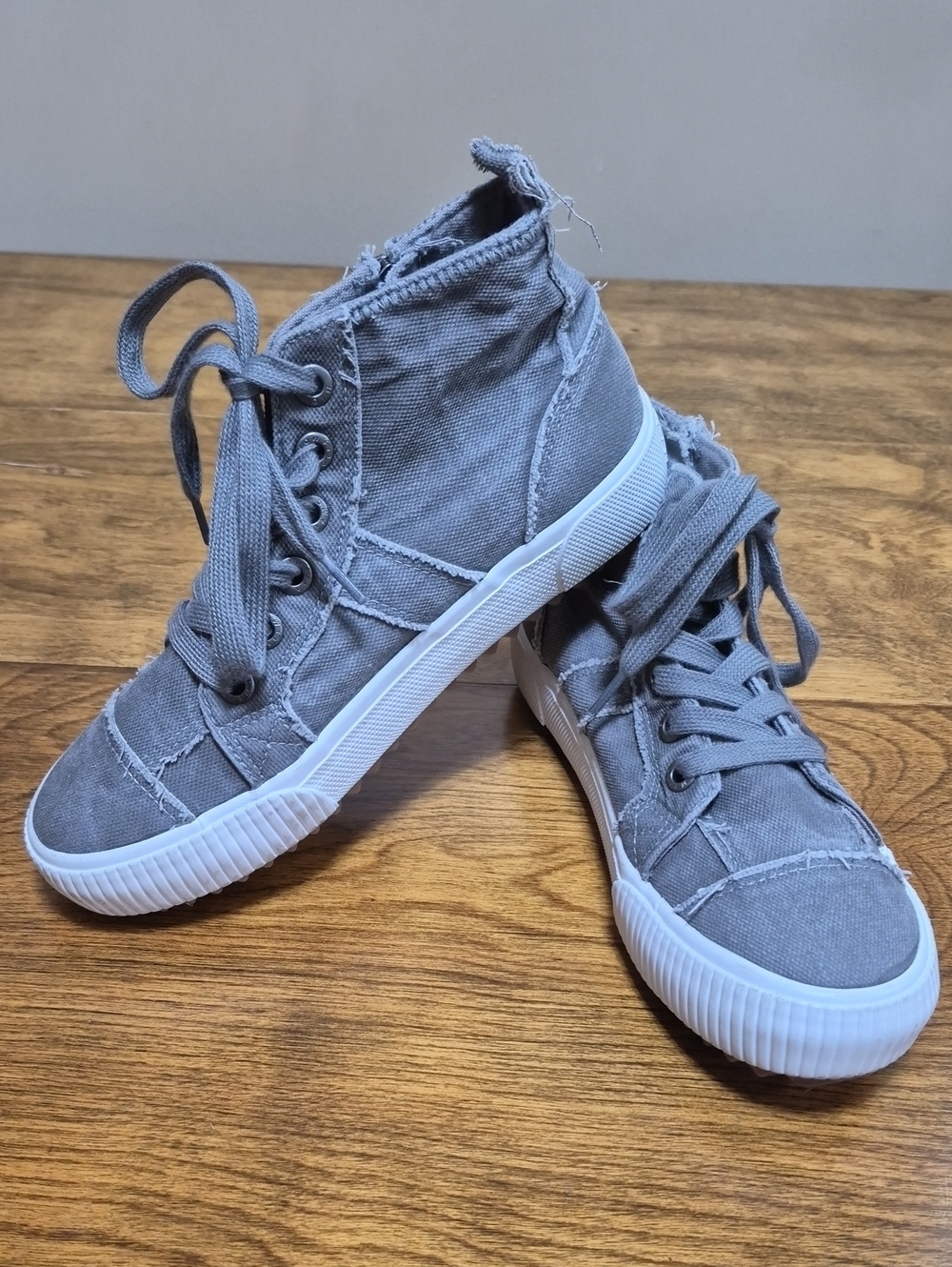 BLOWFISH 'Rev Arctic' Gray Distressed Canvas Women's High Top Sneakers Side Zip - Picture 2 of 16